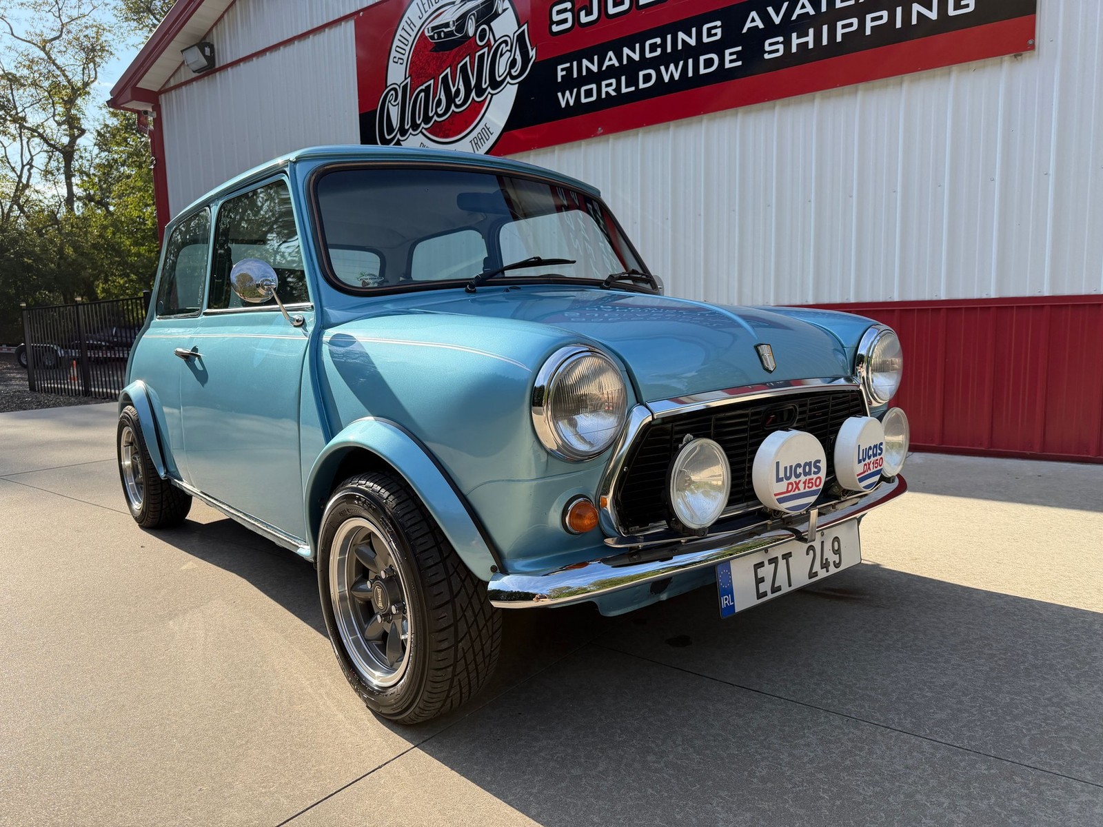 Austin-Mini-1971-Coupe-1