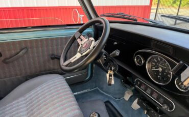 Austin-Mini-1971-Coupe-11
