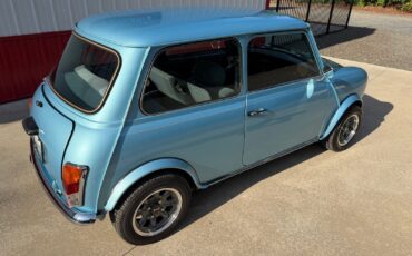 Austin-Mini-1971-Coupe-16