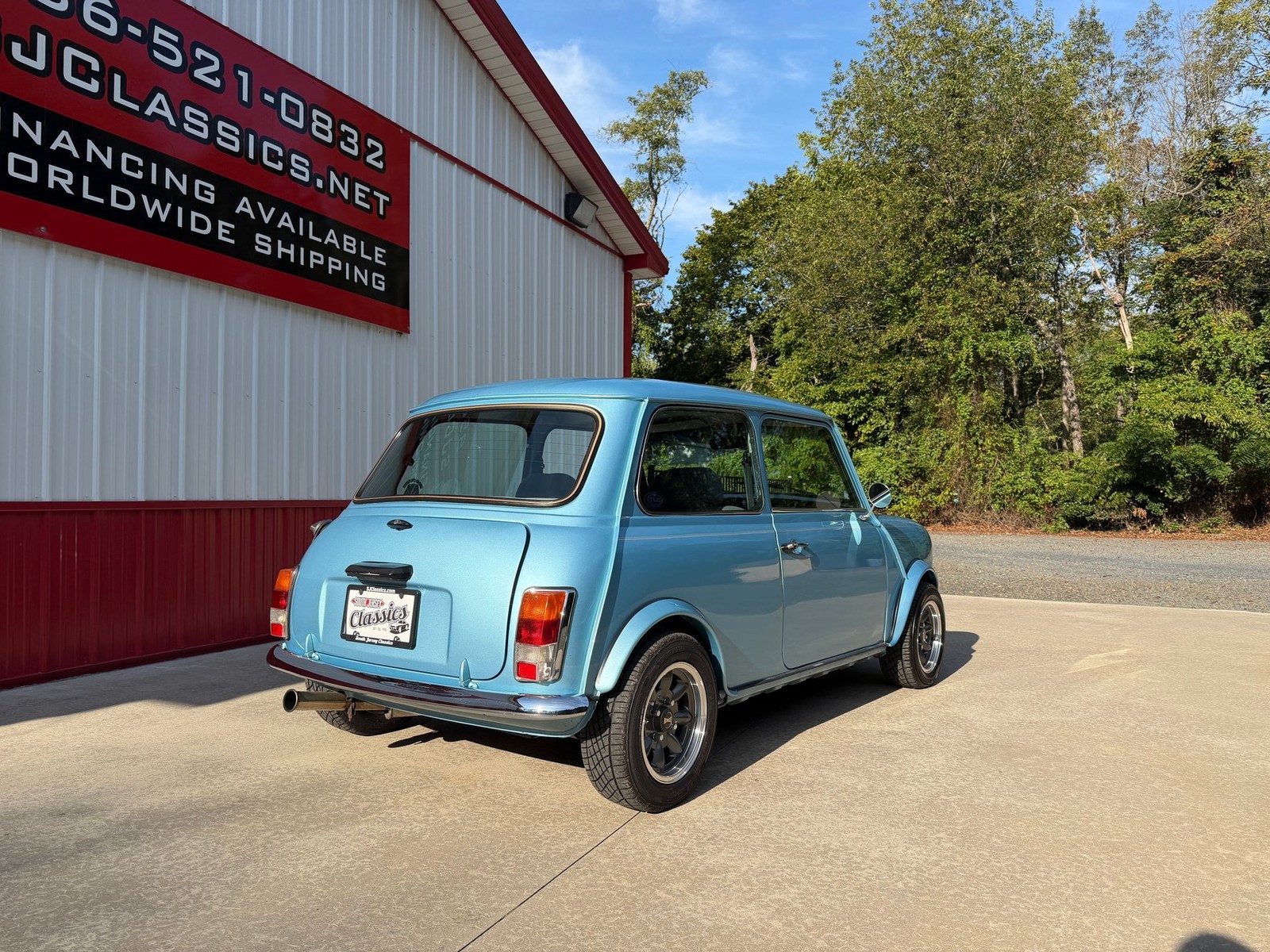 Austin-Mini-1971-Coupe-17