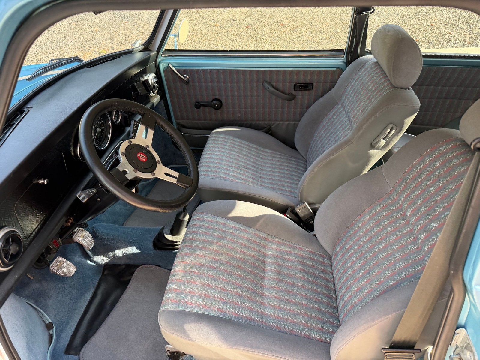 Austin-Mini-1971-Coupe-21