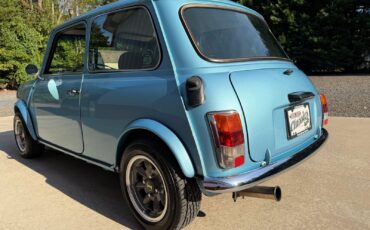 Austin-Mini-1971-Coupe-32