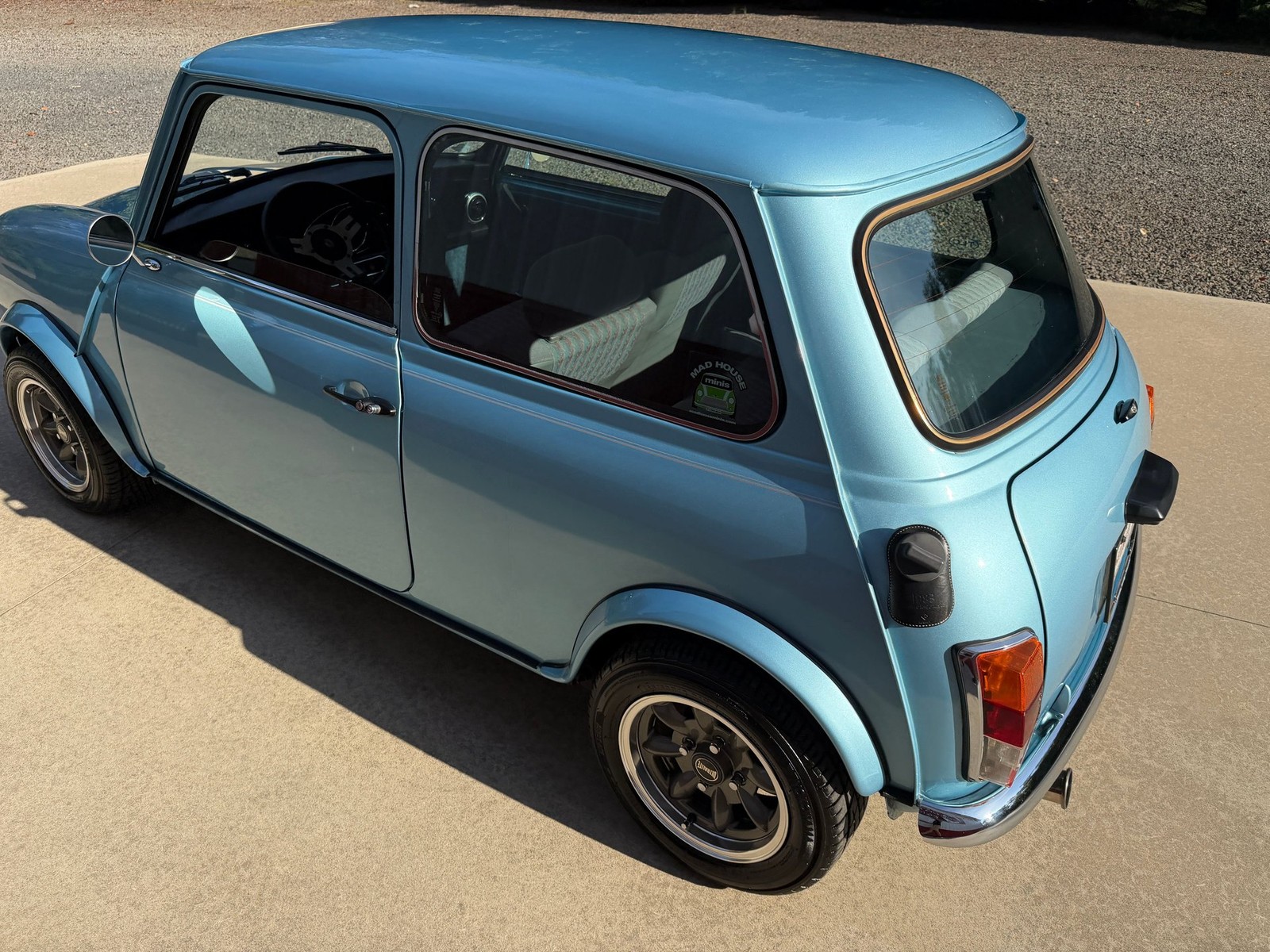 Austin-Mini-1971-Coupe-36