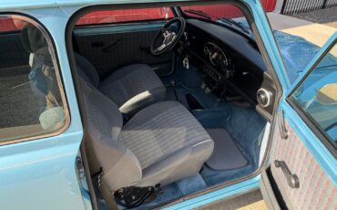 Austin-Mini-1971-Coupe-5