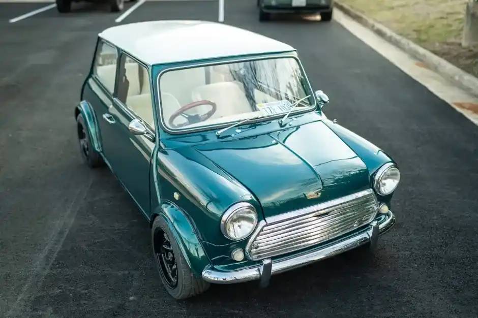 Austin-mini-mk-v-1989-green-10