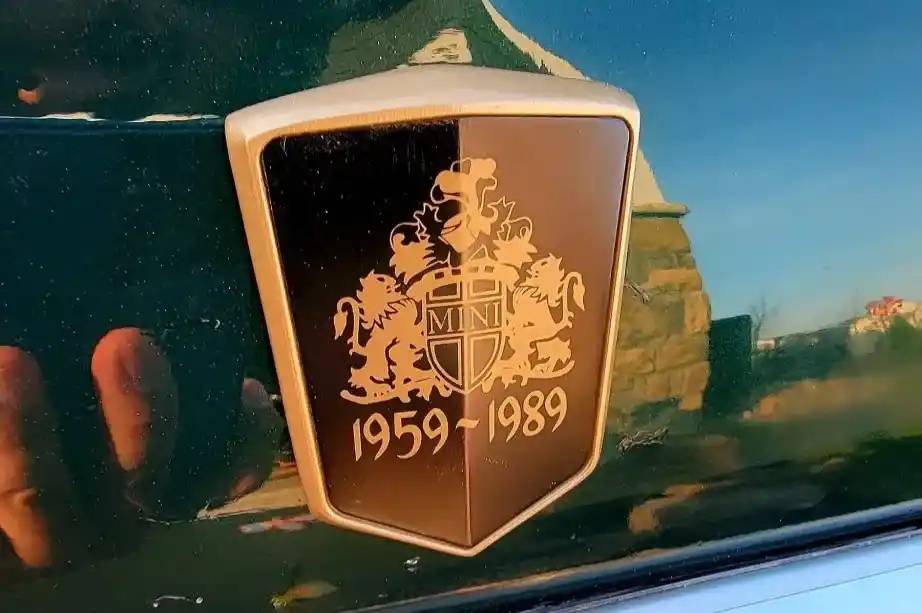 Austin-mini-mk-v-1989-green-6