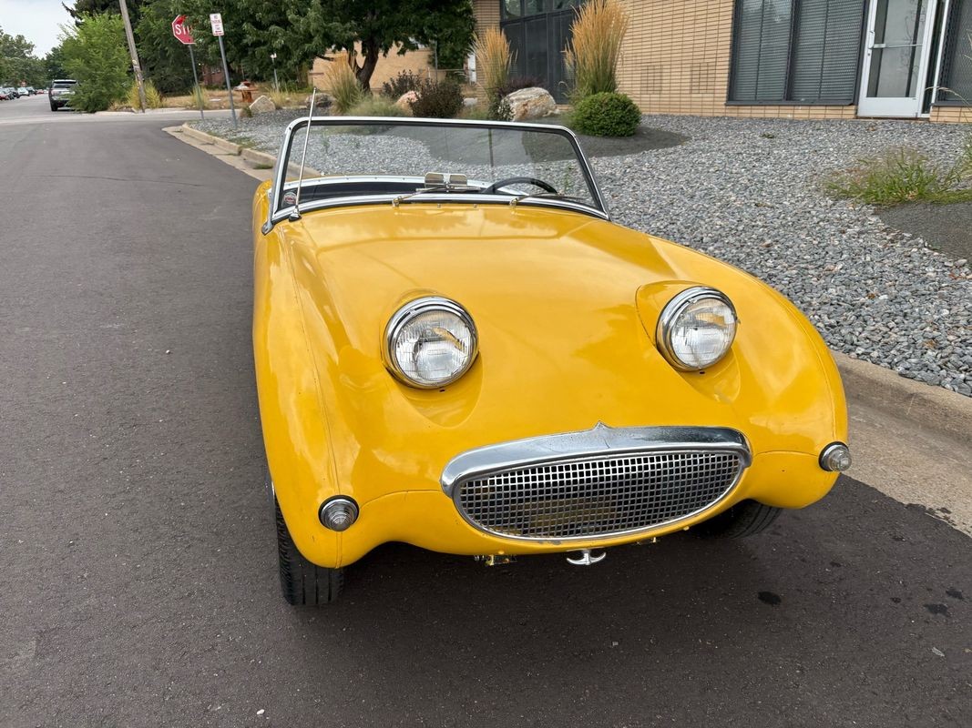 Autin-Healey-Sprite-Bug-Eye-1960-12