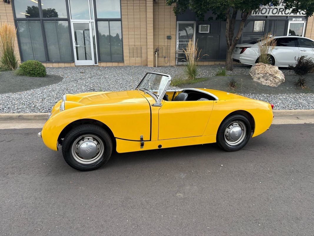 Autin-Healey-Sprite-Bug-Eye-1960-28
