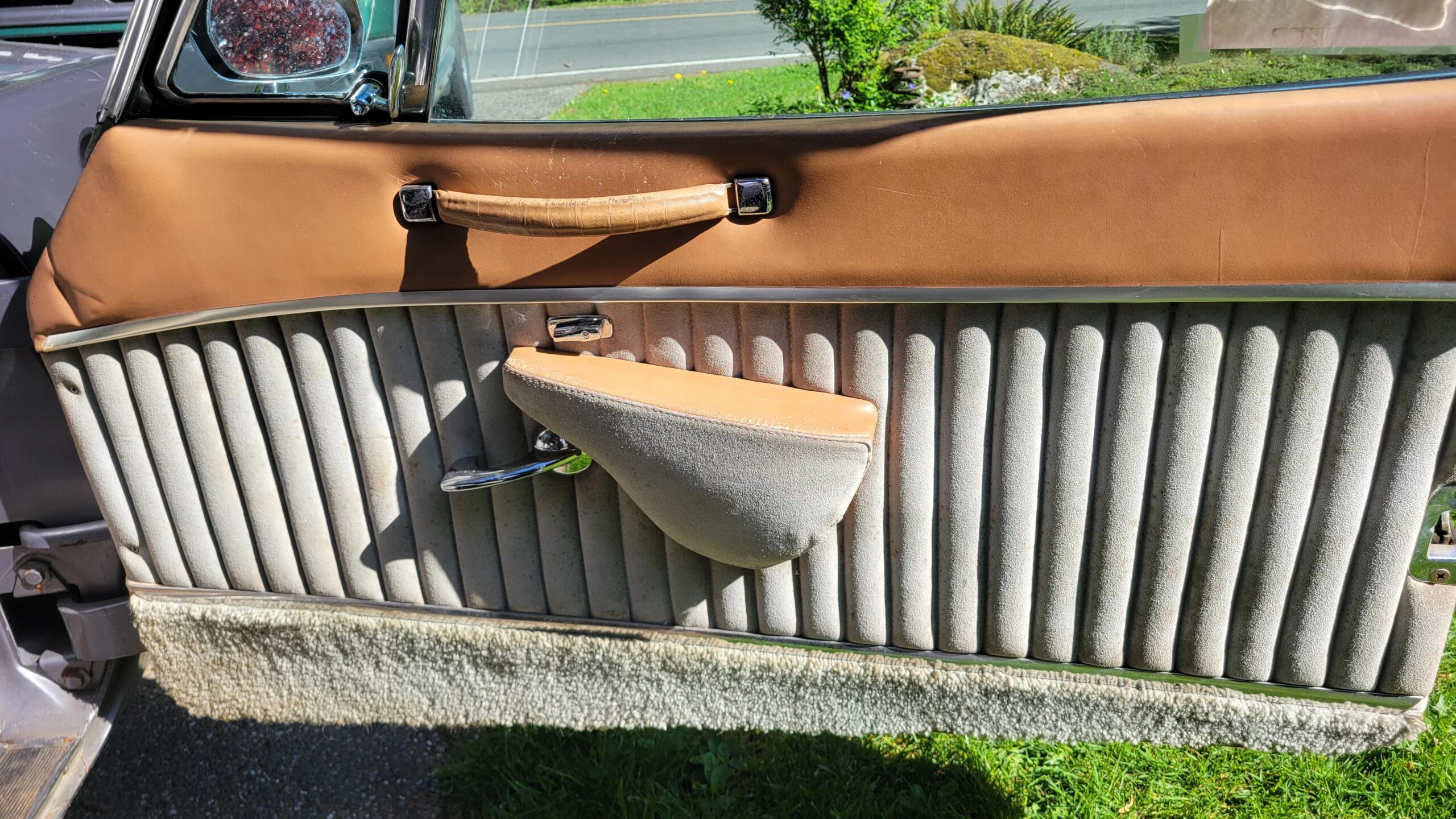 Avanti-Ii-1978-Gray-Tan-7