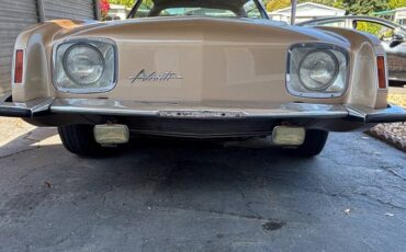 Avanti-coupe-1979-4