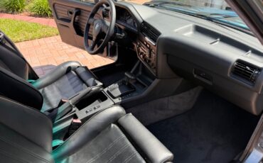 BMW-3-Series-1989-Sedan-5