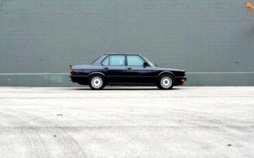 BMW-5-Series-1986-Sedan-11