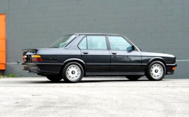 BMW-5-Series-1986-Sedan-18