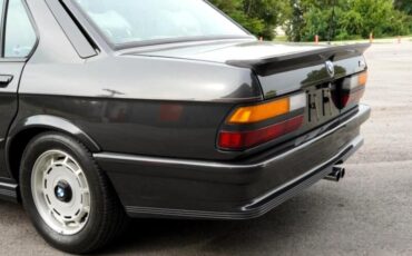 BMW-5-Series-1986-Sedan-29