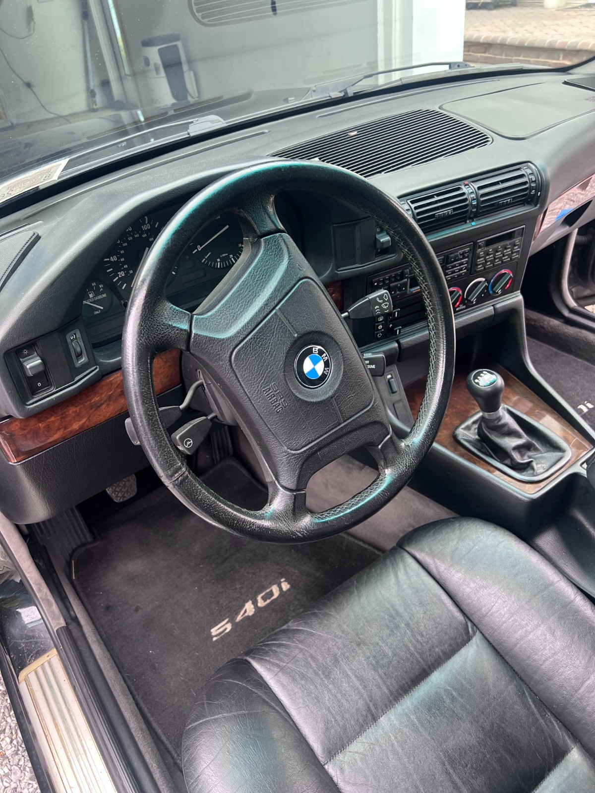 BMW-5-Series-1995-Sedan-12
