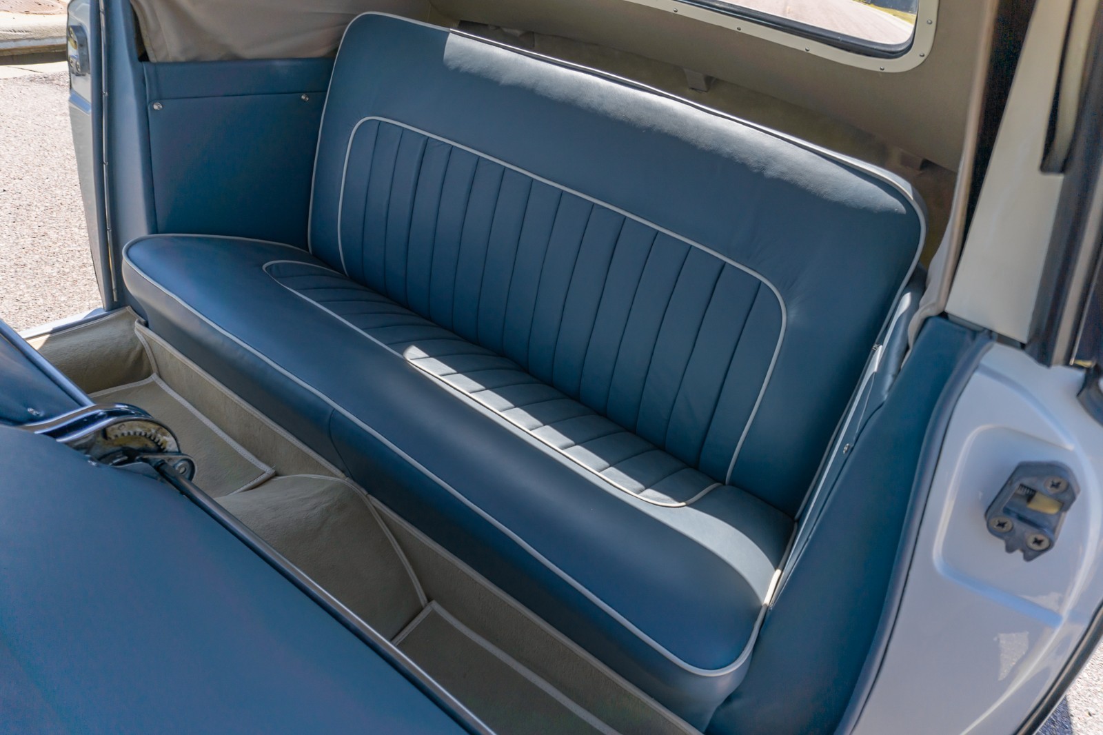 BMW-503-Cabriolet-Series-1-1957-Convertible-14