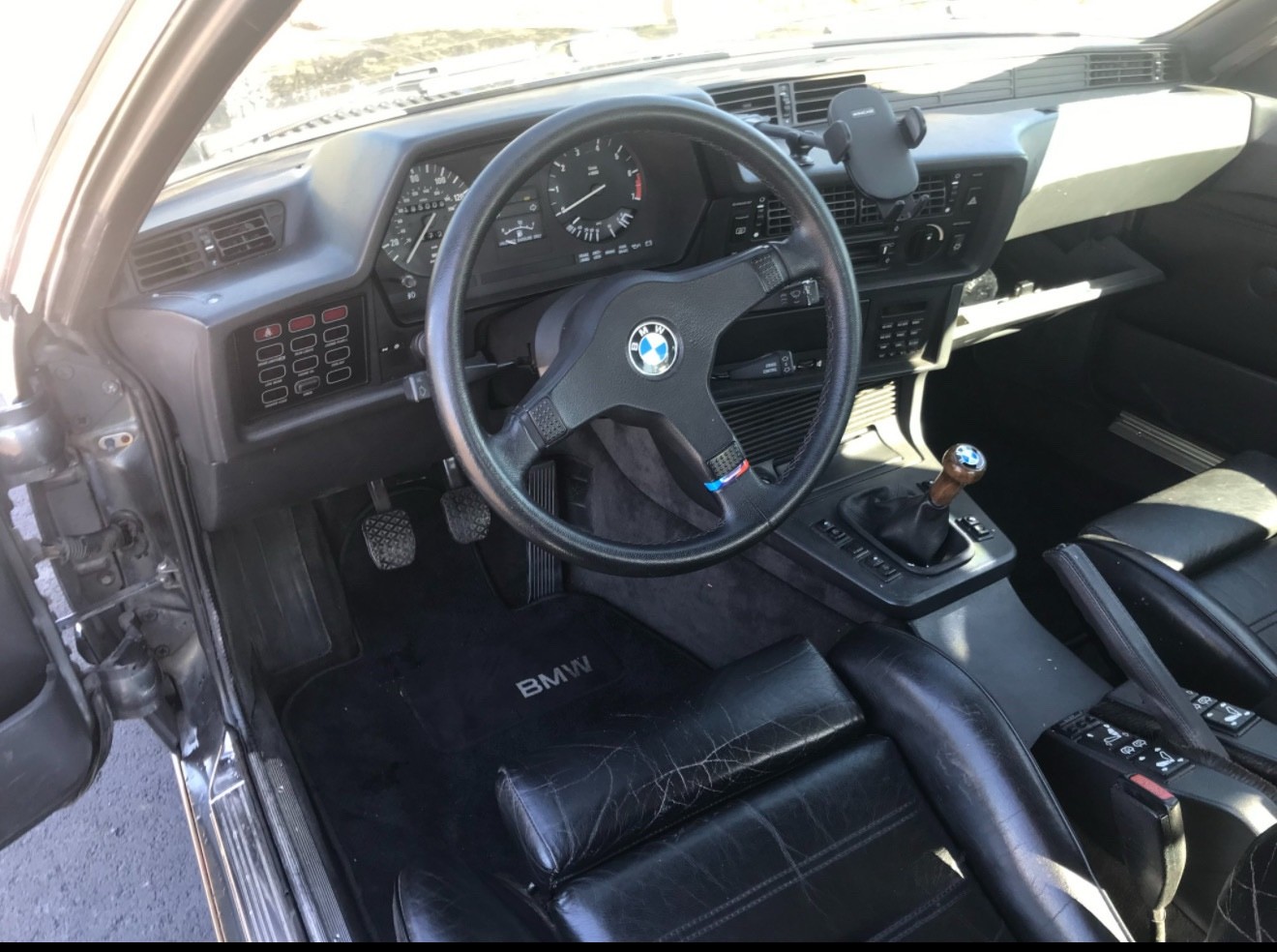 BMW-6-Series-1985-Coupe-11