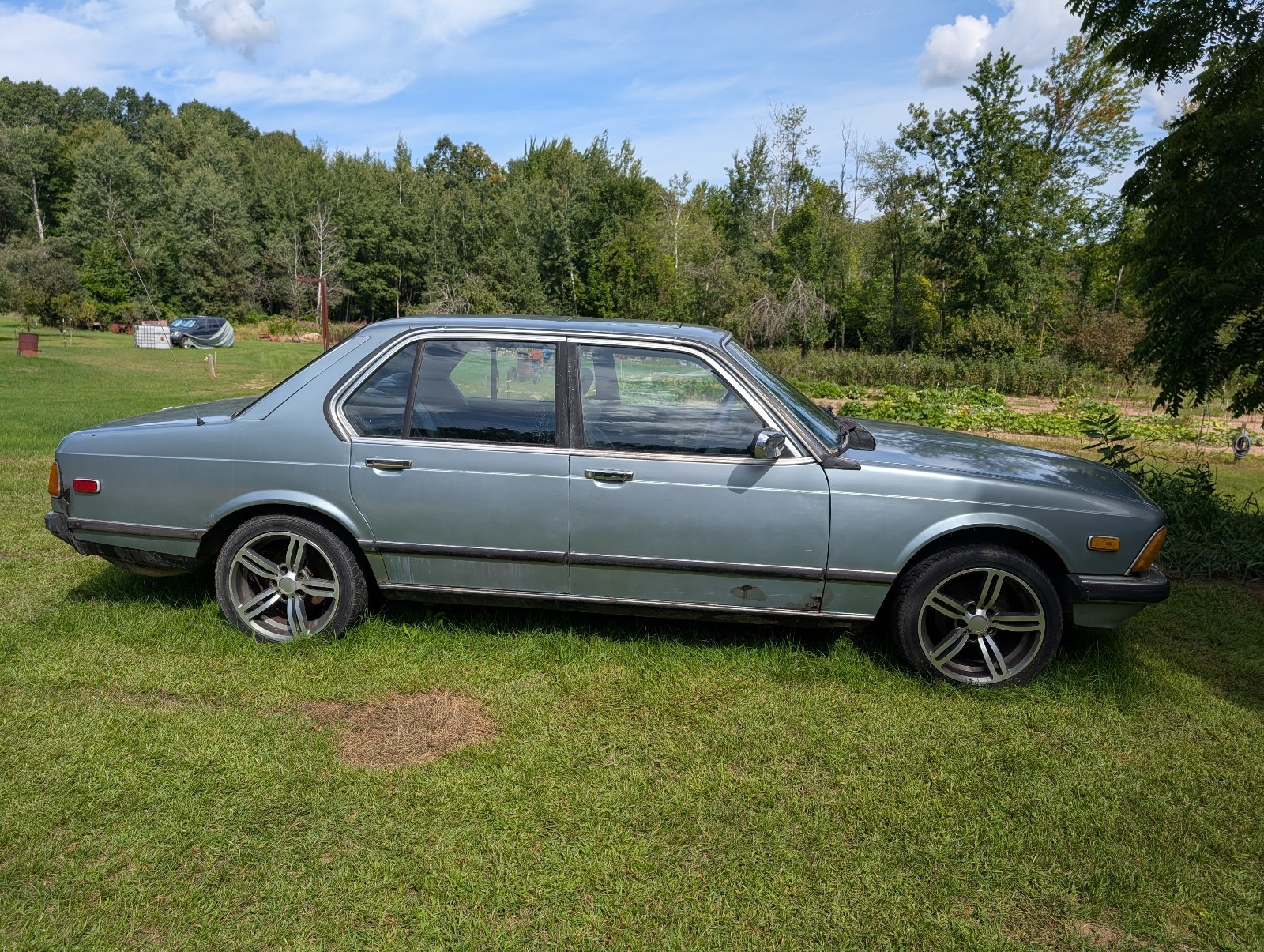 BMW-7-Series-1981-1