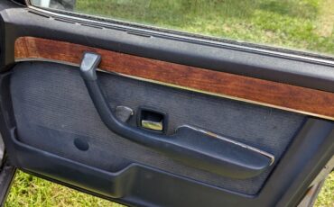 BMW-7-Series-1981-10