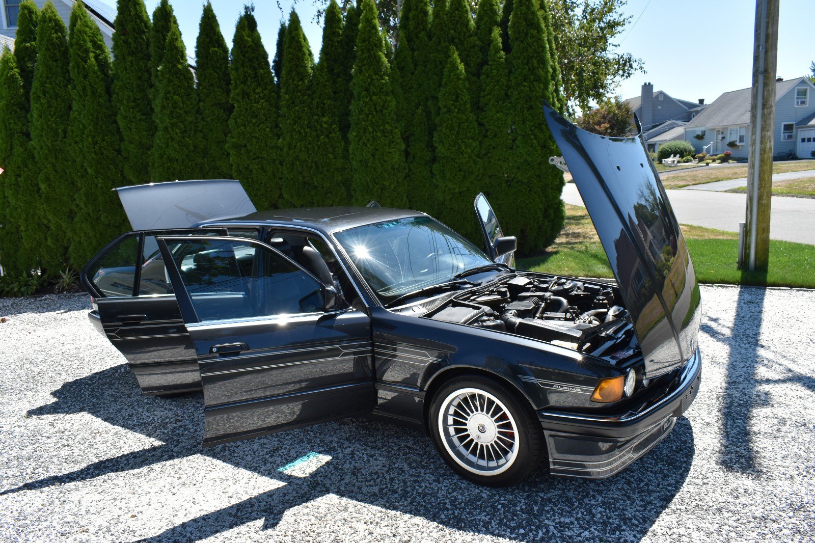 BMW-7-Series-1988-Sedan-10