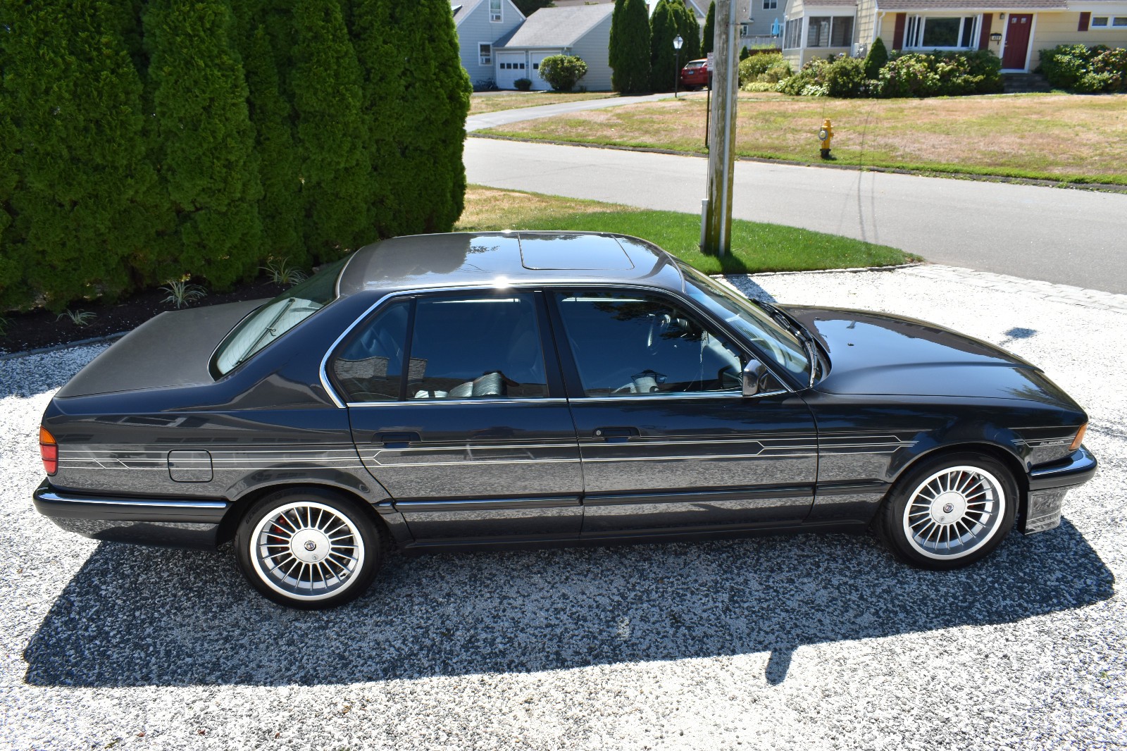 BMW-7-Series-1988-Sedan-5