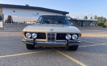 BMW-Bavaria-1973-Sedan-3