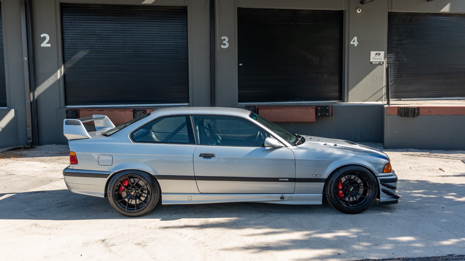 BMW-M3-1996-Coupe-11