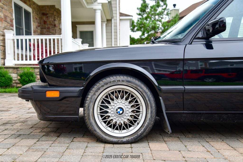 BMW-M5-1988-Sedan-3