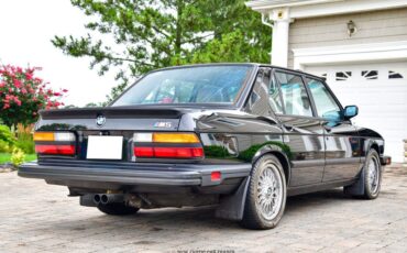 BMW-M5-1988-Sedan-7