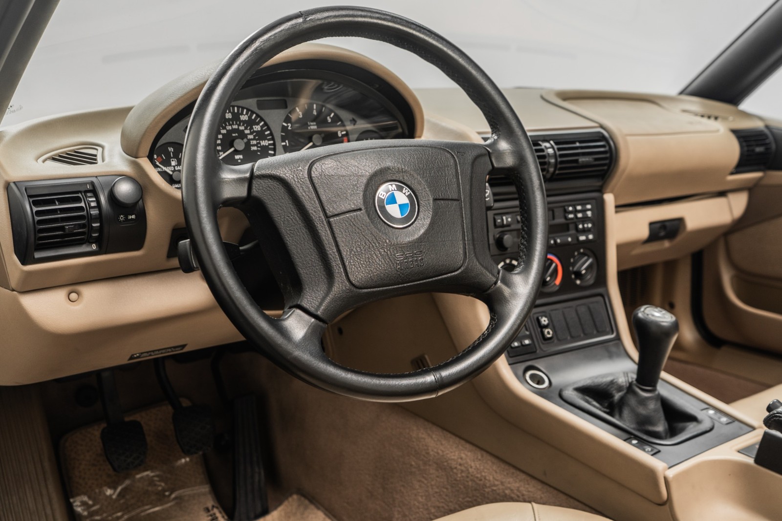BMW-Z3-1996-Convertible-12