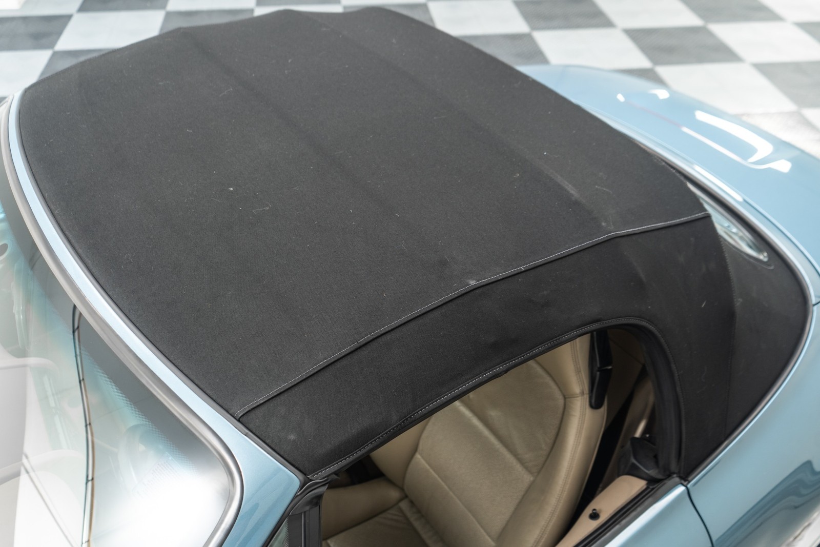 BMW-Z3-1996-Convertible-38