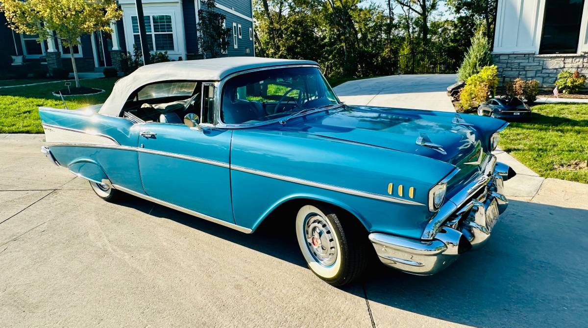 Bel-air-convertible-1957-custom-1