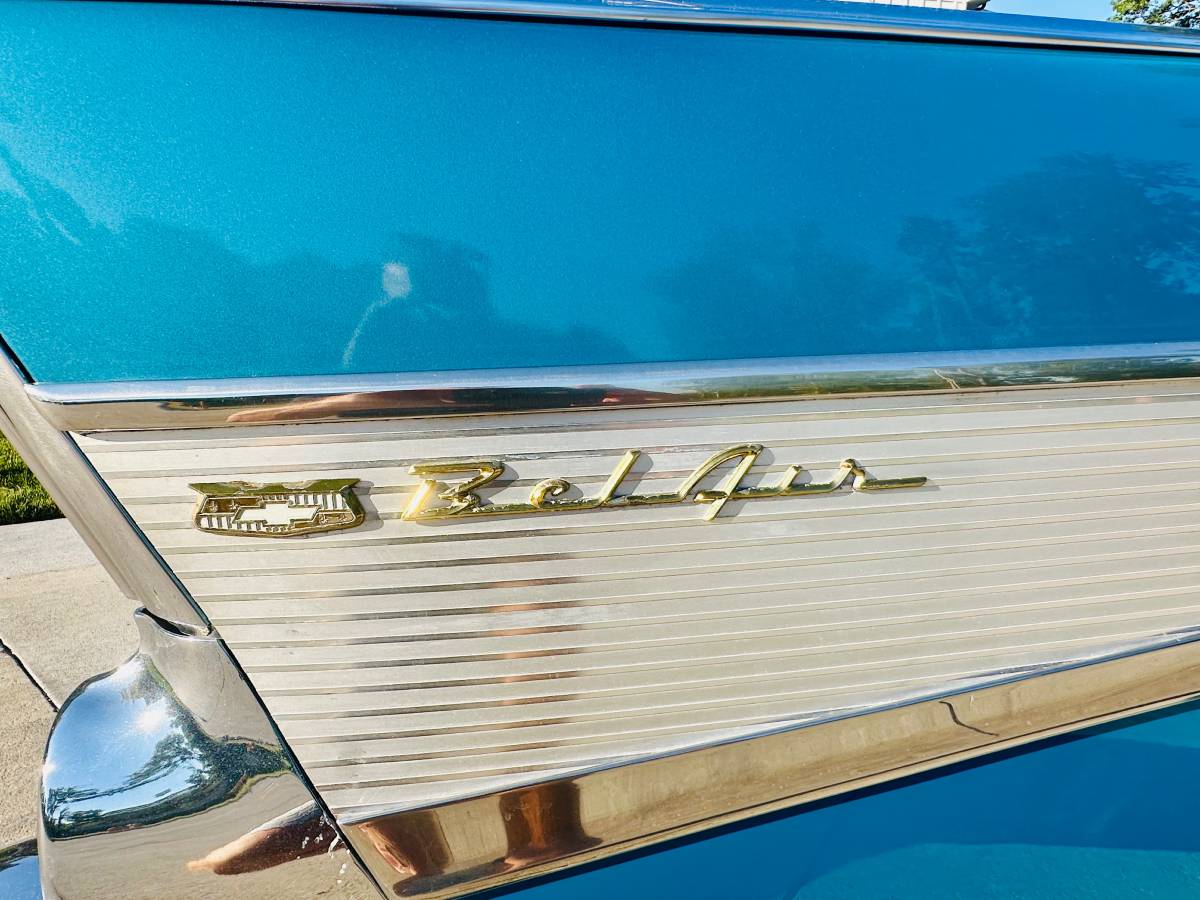 Bel-air-convertible-1957-custom-16