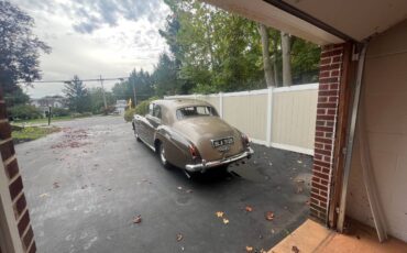 Bentley-1964-142