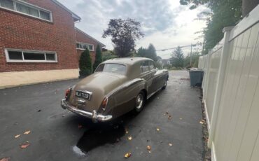 Bentley-1964-151