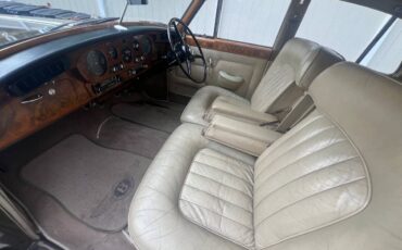 Bentley-1964-27