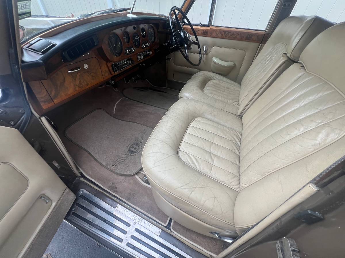 Bentley-1964-50