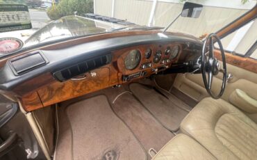 Bentley-1964-51