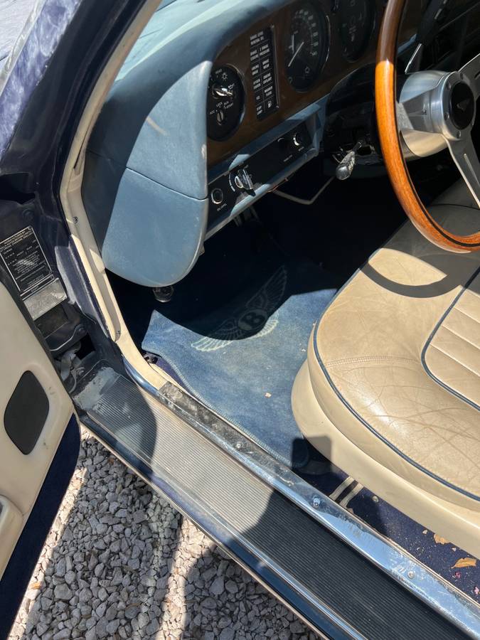Bentley-1987-41