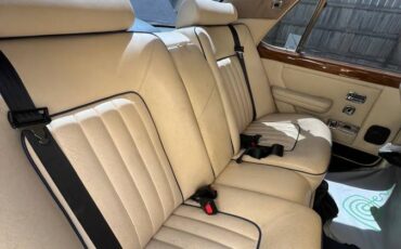 Bentley-1987-69