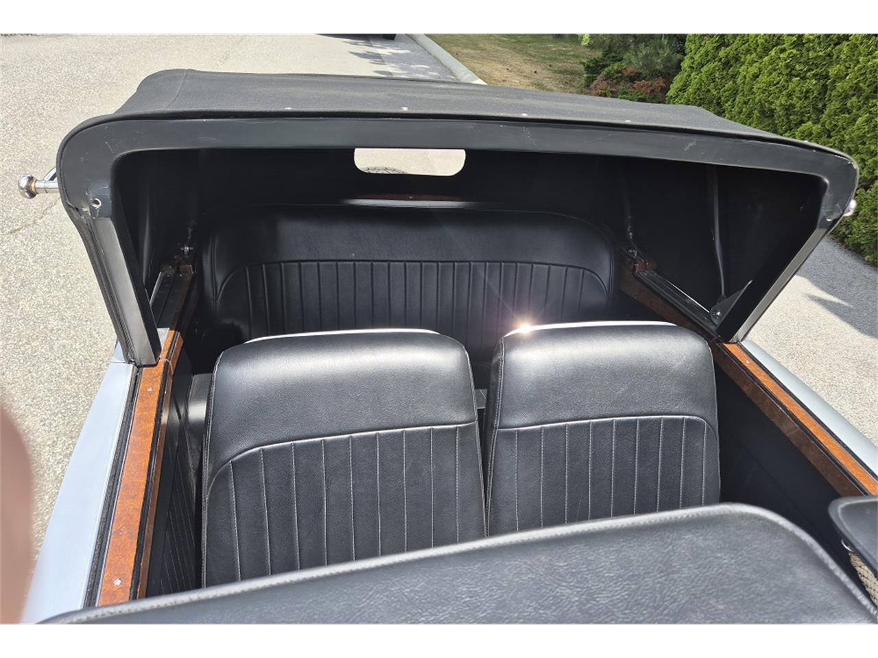 Bentley-4-14-litre-1936-Silver-Black-14