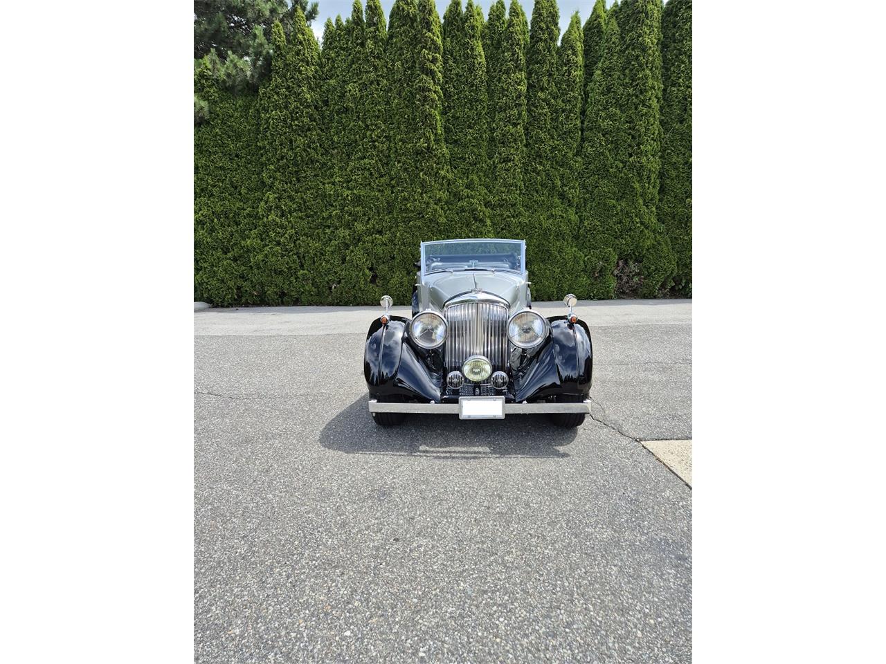 Bentley-4-14-litre-1936-Silver-Black-2