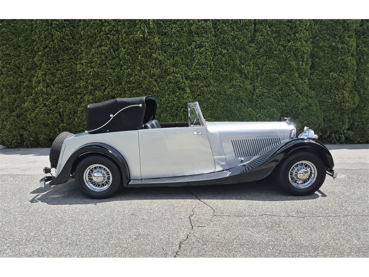 Bentley-4-14-litre-1936-Silver-Black-8