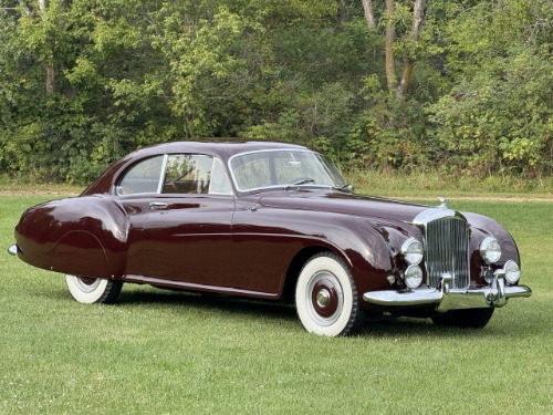 Bentley-R-type-1953-Burgundy-Tan-4