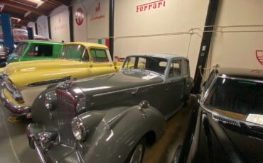 Bentley-Saloon-1952-Gray-13