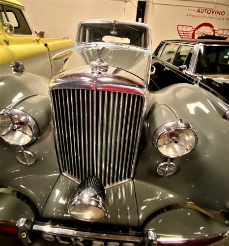 Bentley-Saloon-1952-Gray-3
