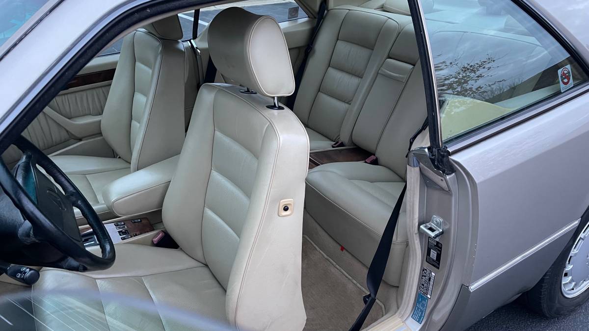 Benz-300ce-1991-brown-17
