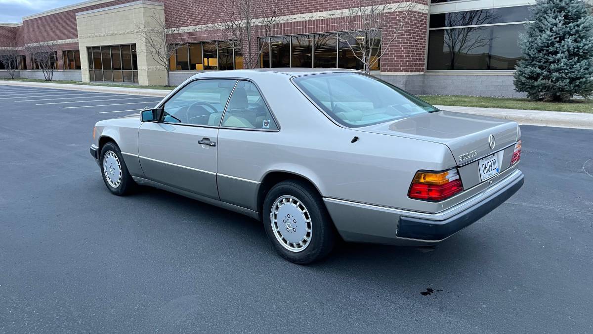 Benz-300ce-1991-brown-5