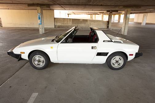 Bertone-x19-1987-white-10