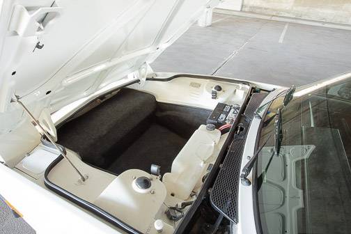 Bertone-x19-1987-white-15